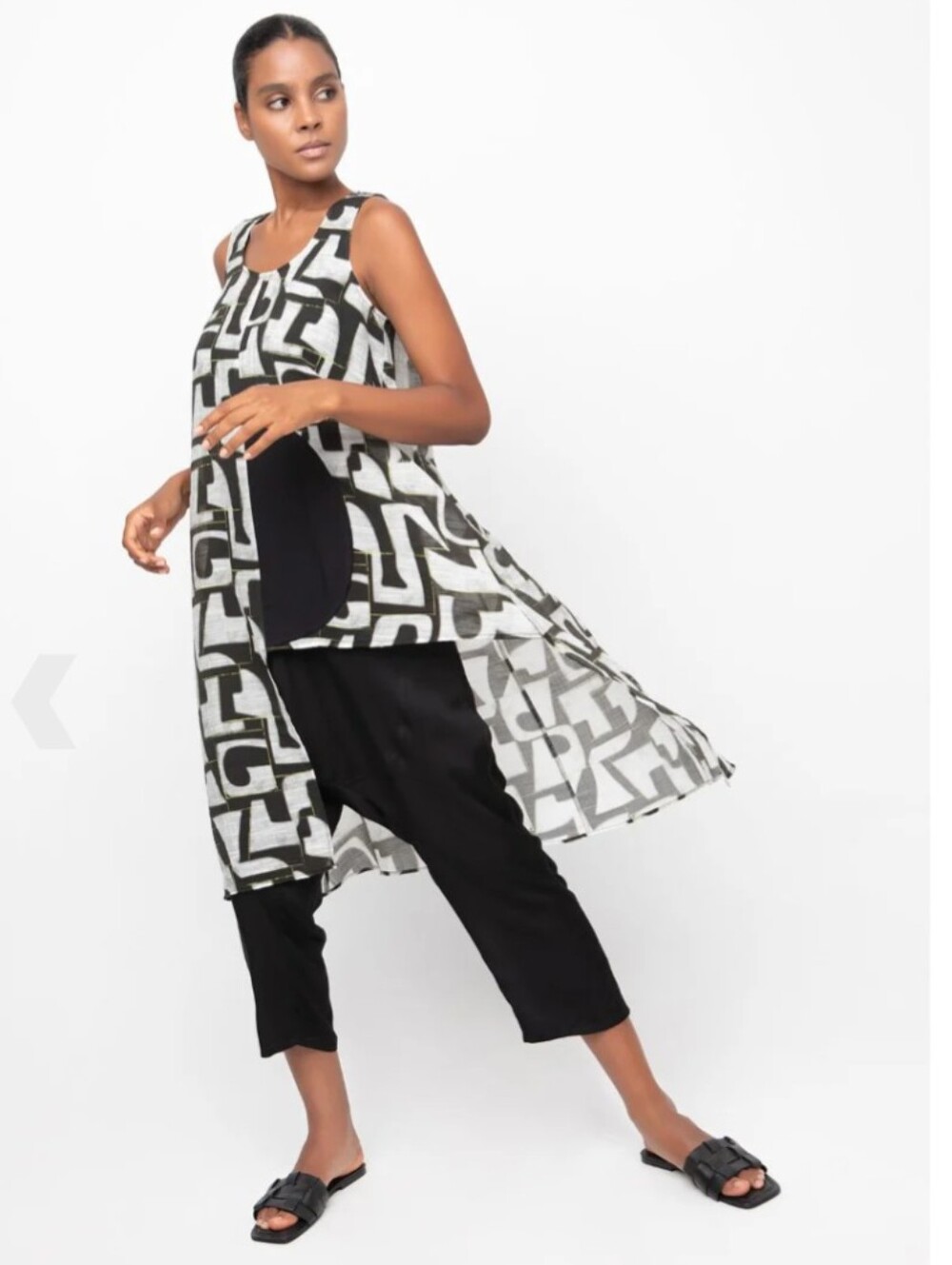 Ozai N Ku Sleeveless Tunic/Dress
